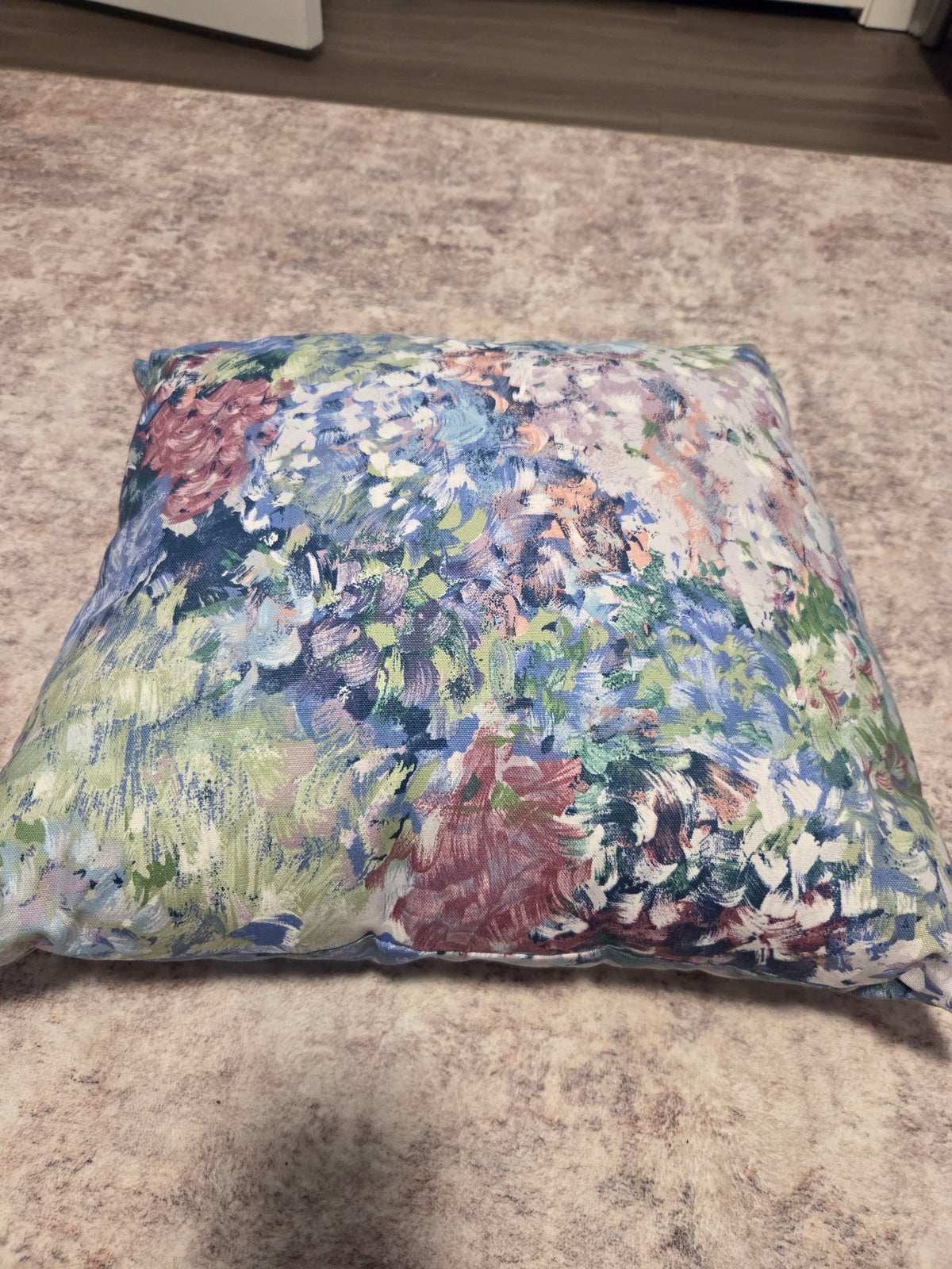 Floral throw pillow